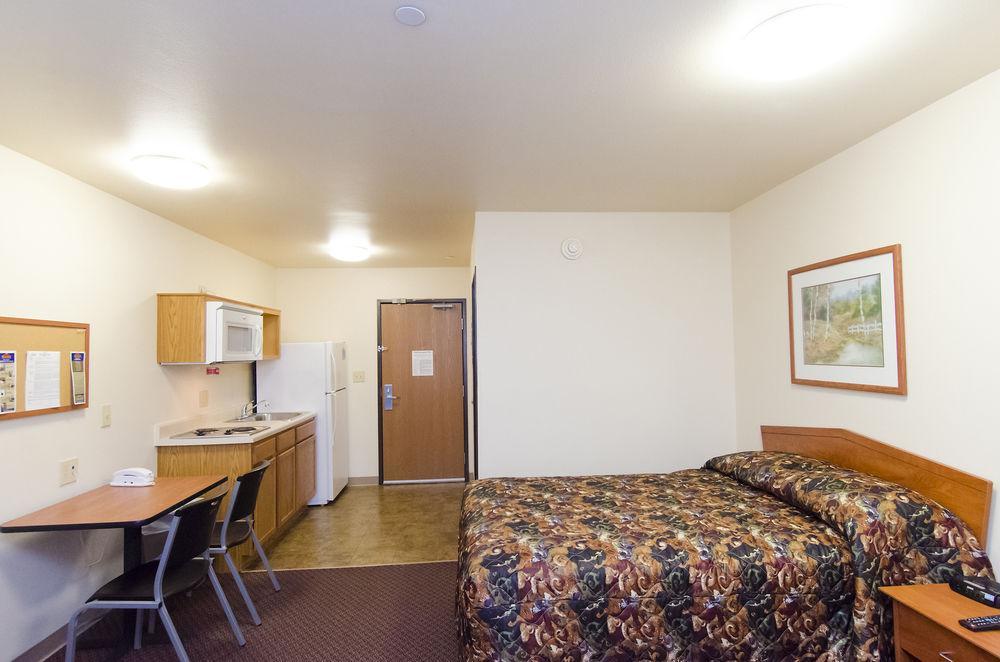 Woodspring Suites Champaign Near University Ngoại thất bức ảnh