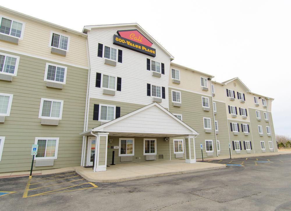 Woodspring Suites Champaign Near University Ngoại thất bức ảnh